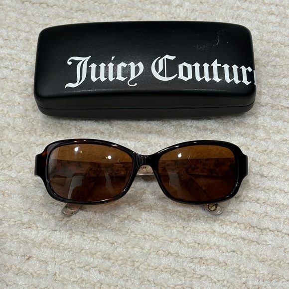 Juicy Couture Sunglasses 55/16 like-new condition brown tortoise - Picture 6 of 9